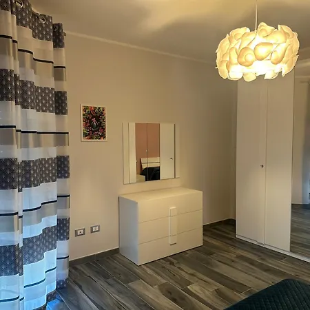 Апартаменты Rosalinda House Di Fronte Al Mare Di Палермо